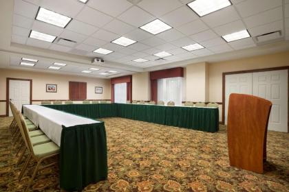 Country Inn & Suites by Radisson State College (Penn State Area) PA - image 1