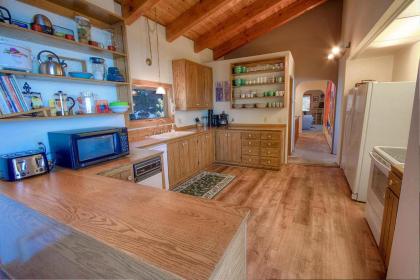 Lake View Glen by Lake Tahoe Accommodations - image 15