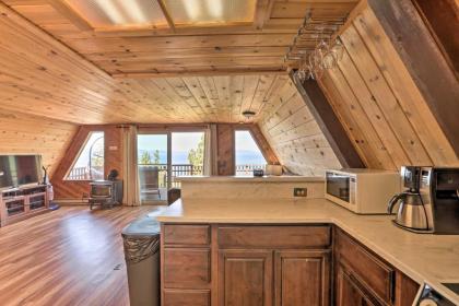 Stunning Lake Tahoe Cabin with Panoramic Views! - image 10