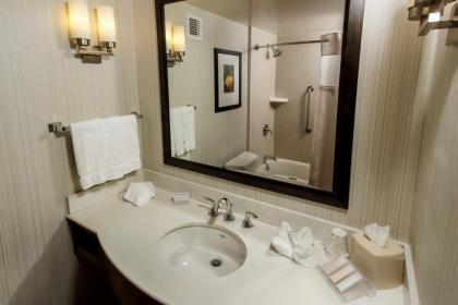 Hilton Garden Inn New York/Staten Island - image 8