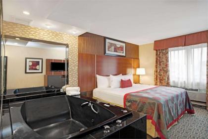 Ramada by Wyndham Staten Island - image 2