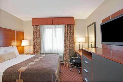 Ramada by Wyndham Staten Island - image 9