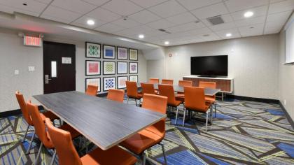 Holiday Inn Express Staten Island West an IHG Hotel - image 12