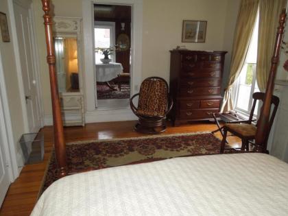 Victorian Bed & Breakfast of Staten Island - image 13