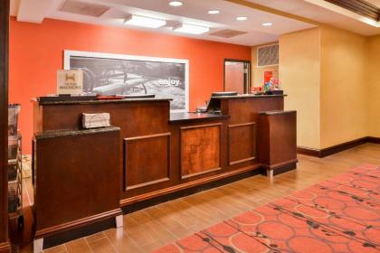 Hampton Inn Statesville - image 15