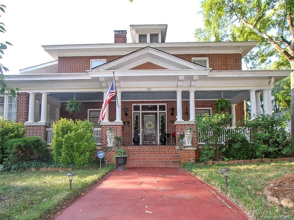 The Inn on Front Street - main image