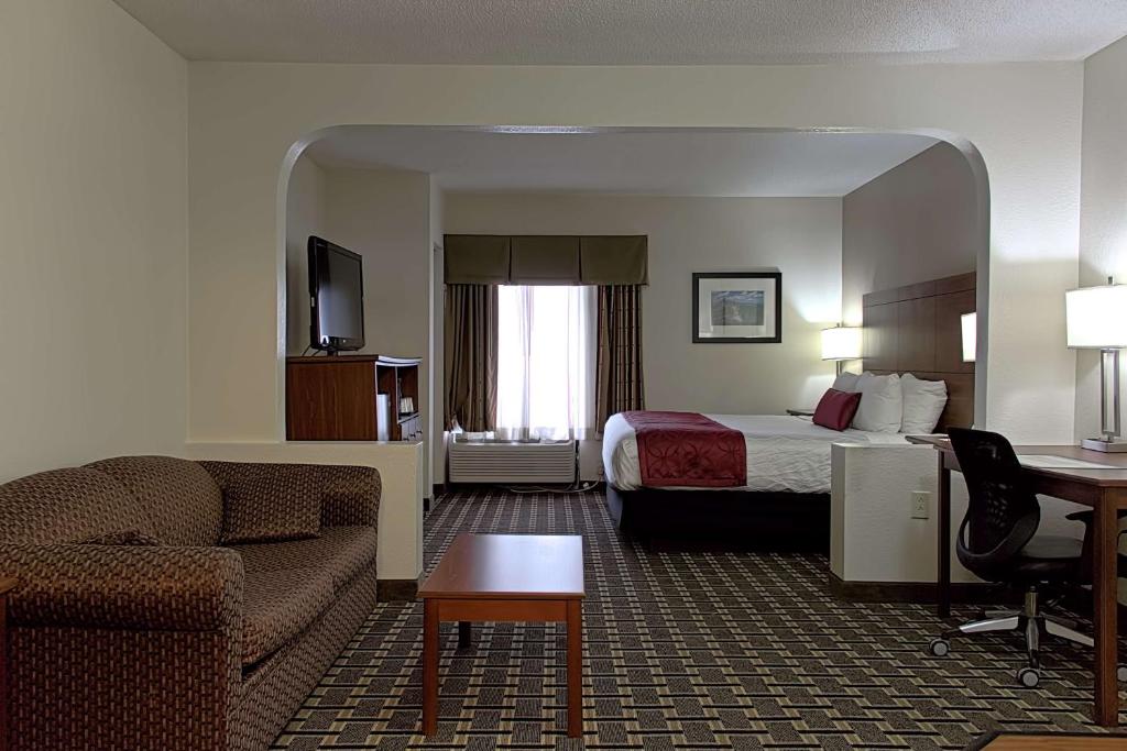 Best Western Statesville Inn - image 2