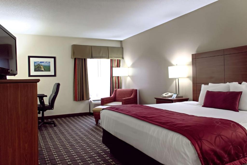 Best Western Statesville Inn - image 5