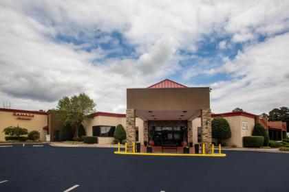 Ramada by Wyndham Statesville - image 4