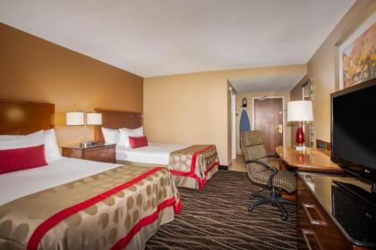 Ramada by Wyndham Statesville - image 9