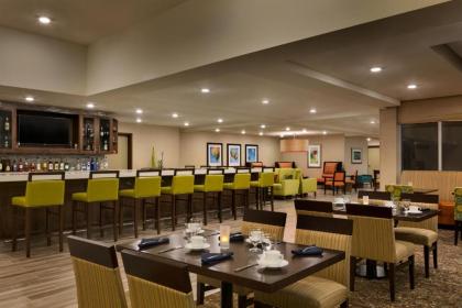 Hilton Garden Inn Statesville - image 8