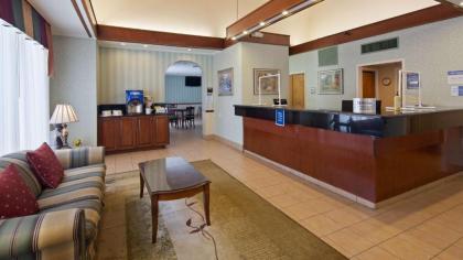 Best Western Staunton Inn - image 14