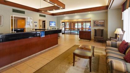 Best Western Staunton Inn - image 15