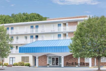 Howard Johnson by Wyndham Staunton Staunton Virginia