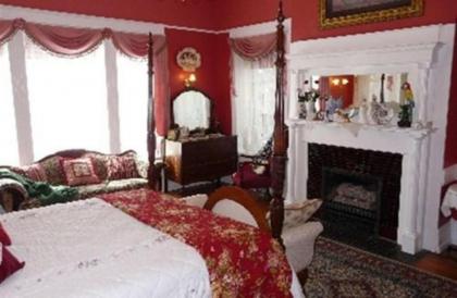 Berkeley House Bed & Breakfast - image 13