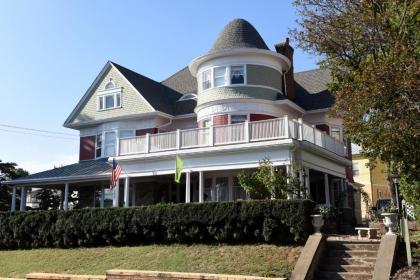 Berkeley House Bed & Breakfast - image 14