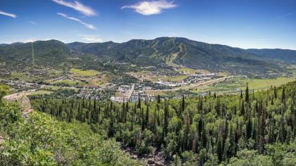 La Quinta Inn by Wyndham Steamboat Springs - image 16