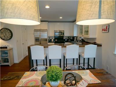 Sunburst Townhome 3471 - image 3