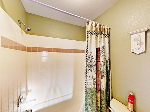 1395 Morgan Ct Condo Unit 702 - image 4