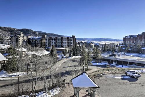 Steamboat Townhome with Hot Tub - Walk to Lifts! - image 3