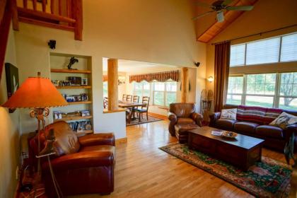 Bear Creek Lodge Townhome - image 1