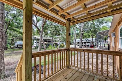 Cabin with Fire Pit Walk to Steinhatchee River! - image 9