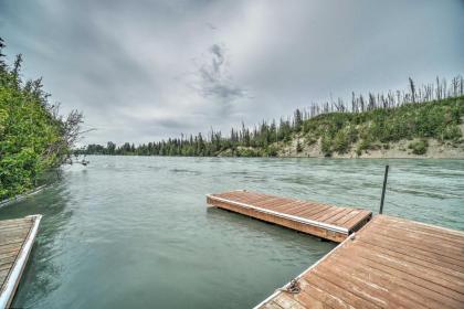 Soldotna Fishing Lodges with Dock on Kenai River! - image 11