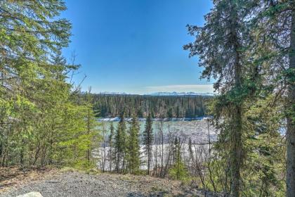 Rustic Sterling Cabin with Kenai River Views! - image 8