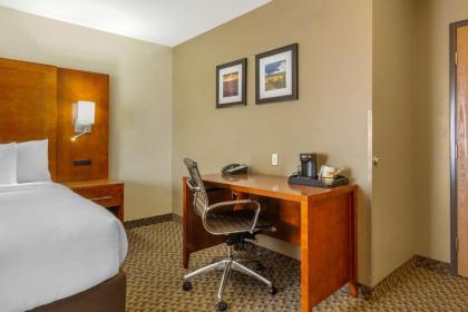 Comfort Inn Sterling - image 12