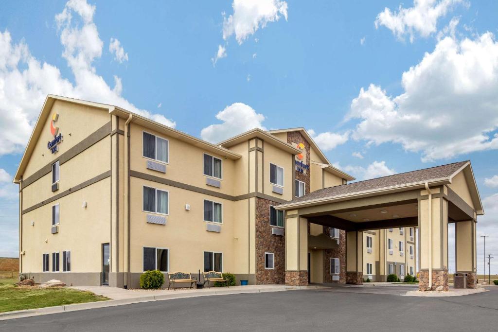 Comfort Inn Sterling - image 4