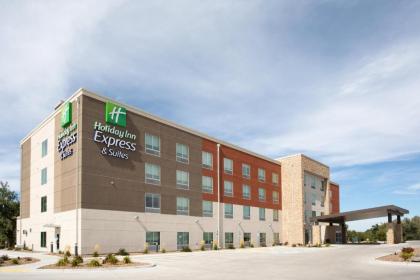 Holiday Inn Express & Suites - Sterling an IHG Hotel - image 11