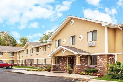 Super 8 by Wyndham Sterling HeightsDetroit Area Sterling Heights Michigan