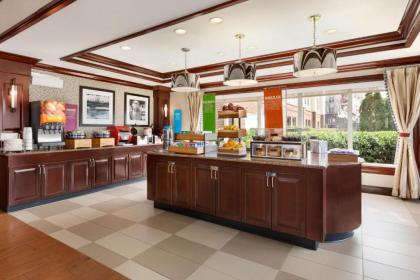 Hampton Inn Dulles/Cascades - image 12