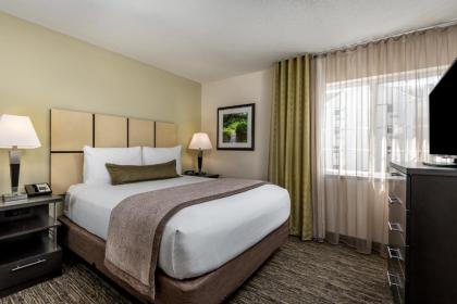 Candlewood Suites Sterling an IHG Hotel - image 18