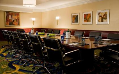 Washington Dulles Airport Marriott - image 9