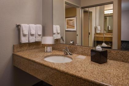 Courtyard by Marriott Dulles Town Center - image 11