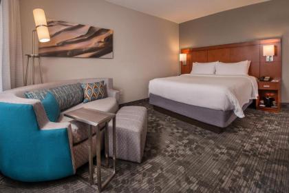 Courtyard by Marriott Dulles Town Center - image 2