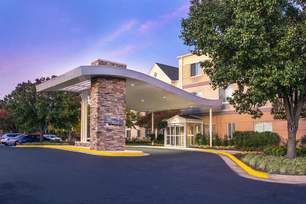 Fairfield Inn & Suites Dulles Airport - main image