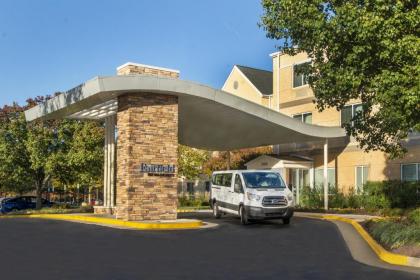 Fairfield Inn & Suites Dulles Airport - image 3