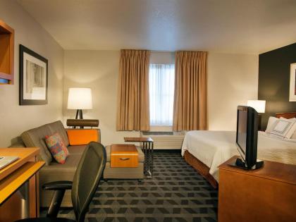 TownePlace Suites Dulles Airport - image 14