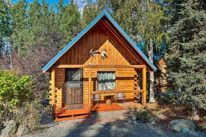 Pet Friendly Log Cabin with Fire Pit on Kenai River