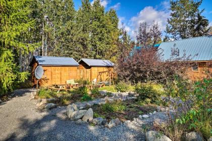 Pet-Friendly Log Cabin with Fire Pit on Kenai River! - image 13