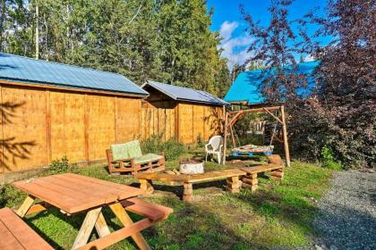 Pet-Friendly Log Cabin with Fire Pit on Kenai River! - image 14