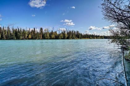 Pet-Friendly Log Cabin with Fire Pit on Kenai River! - image 15