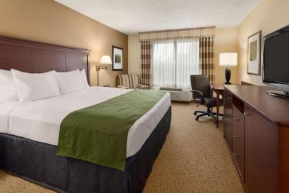 Country Inn & Suites by Radisson Stevens Point WI - image 8