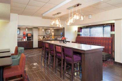 Hampton Inn Saint Joseph Interstate 94 - image 9