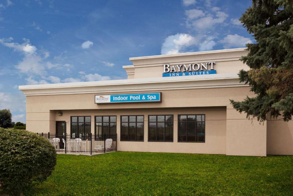 Baymont by Wyndham St. Joseph/Stevensville - main image