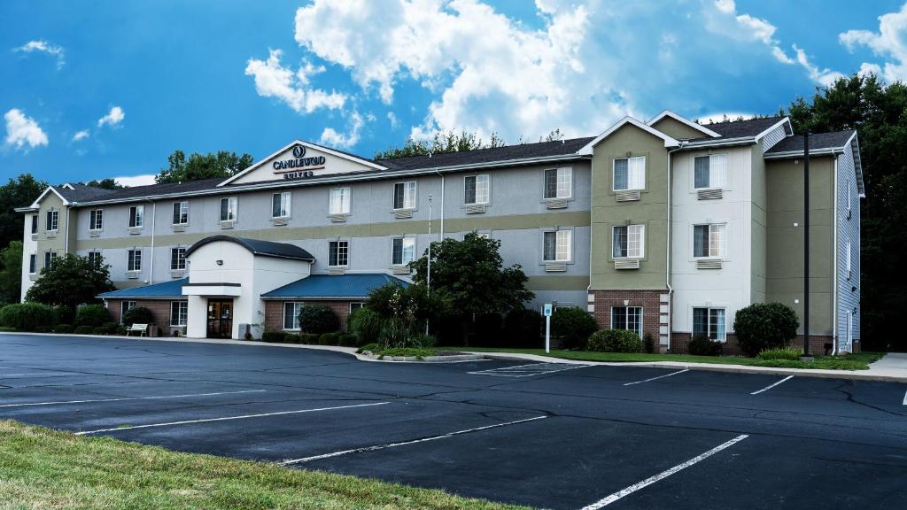 Candlewood Suites Saint Joseph - Benton Harbor an IHG Hotel - main image