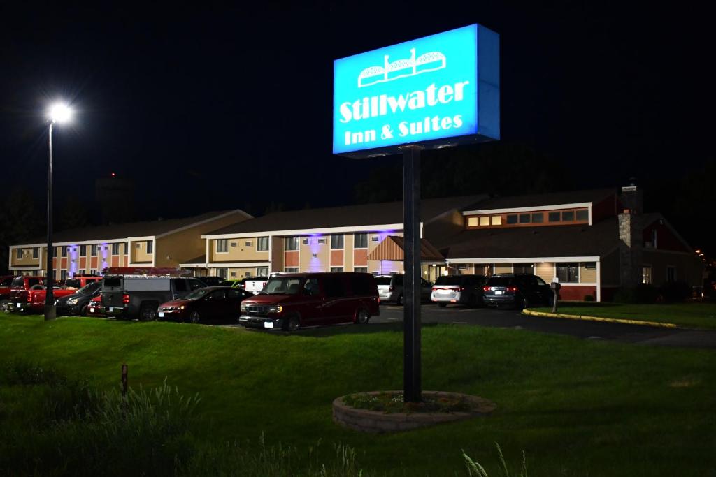 Stillwater Inn & Suites - main image