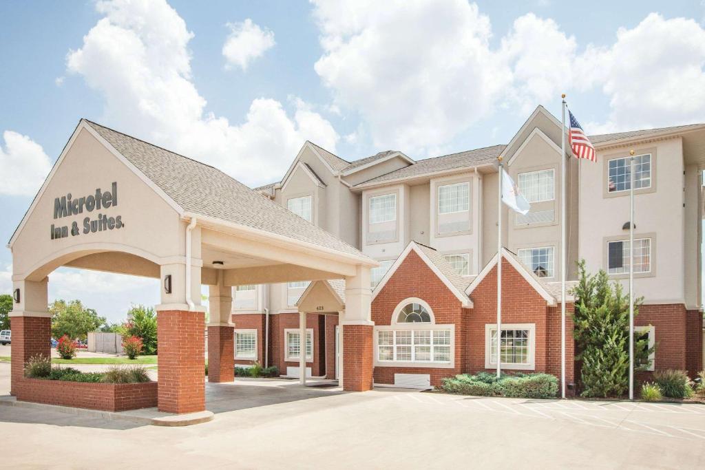 Microtel Inn by Wyndham Stillwater - main image